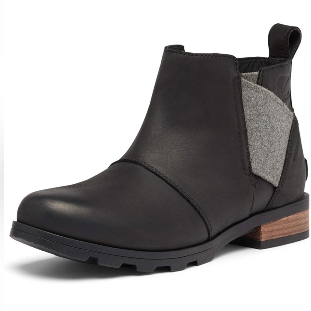 Sorel Emelie Chelsea Bootie Size 11